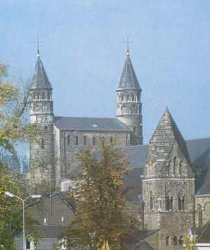 AMEN 40 - p11 - Basiliek Maastricht- ...